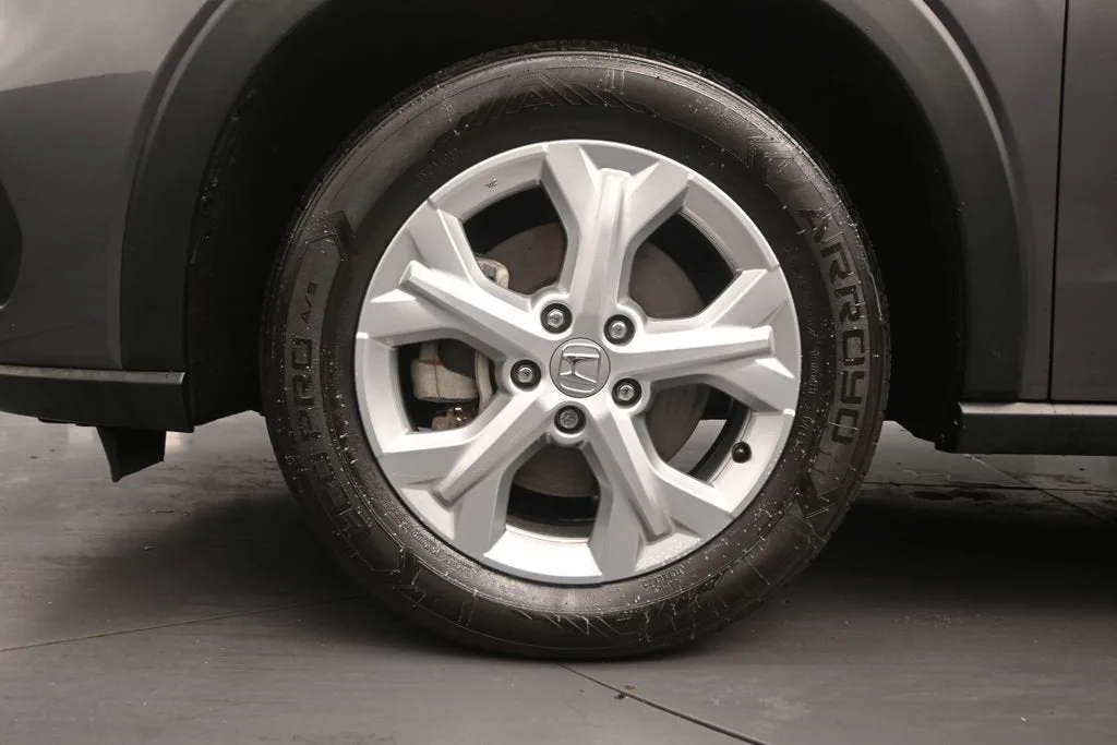 2024 Honda HR-V 2WD LX photo 9