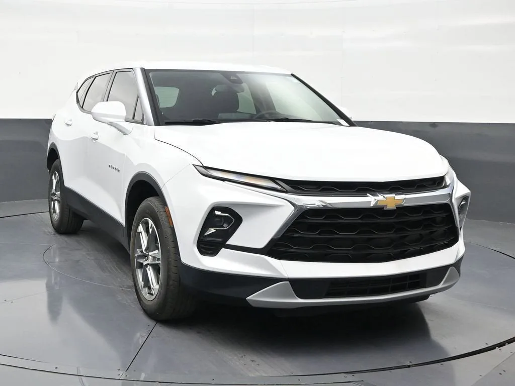 2023 Chevrolet Blazer 2LT photo 7