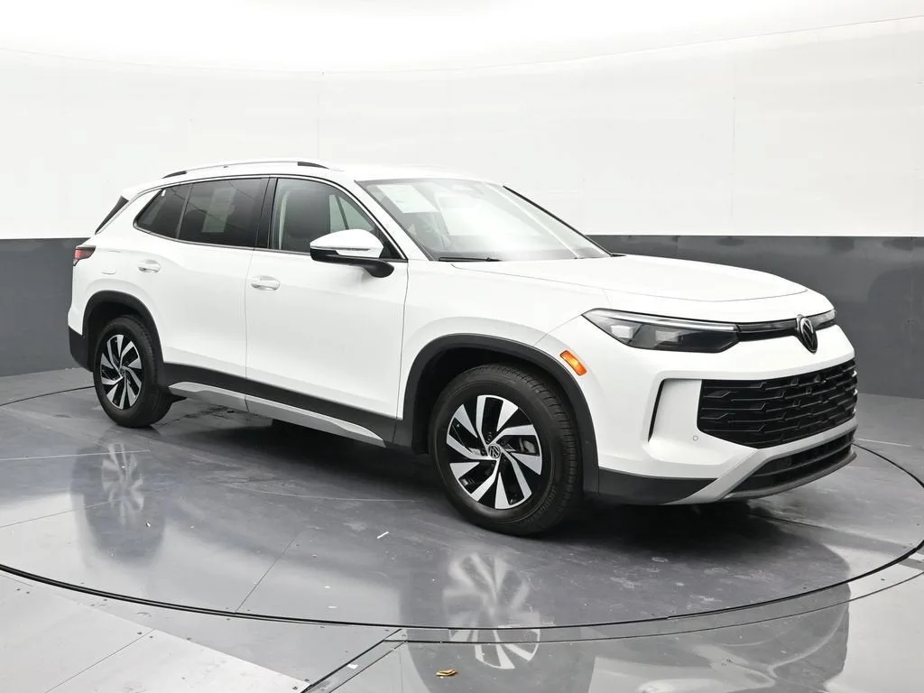 2026 Volkswagen Tiguan S photo 7