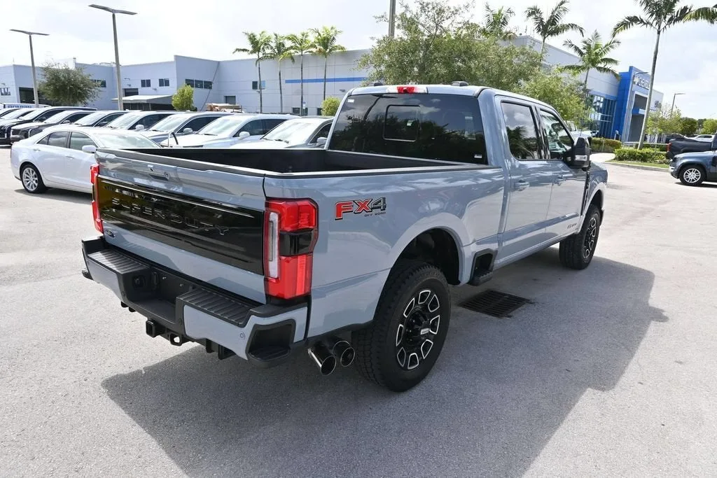 2026 Ford F-350 Platinum photo 11