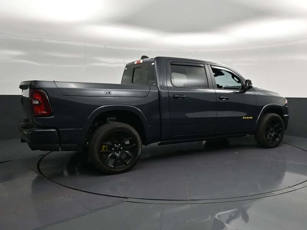 2026 RAM 1500 Laramie photo 3