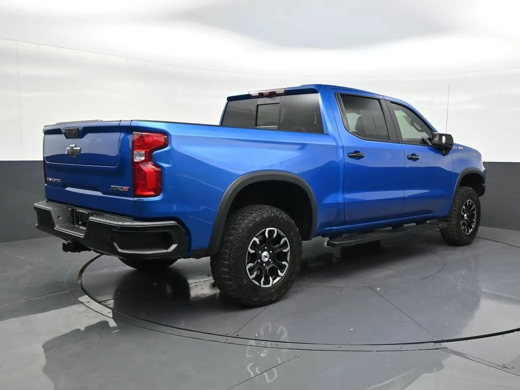 2024 Chevrolet Silverado 1500 ZR2 photo 5