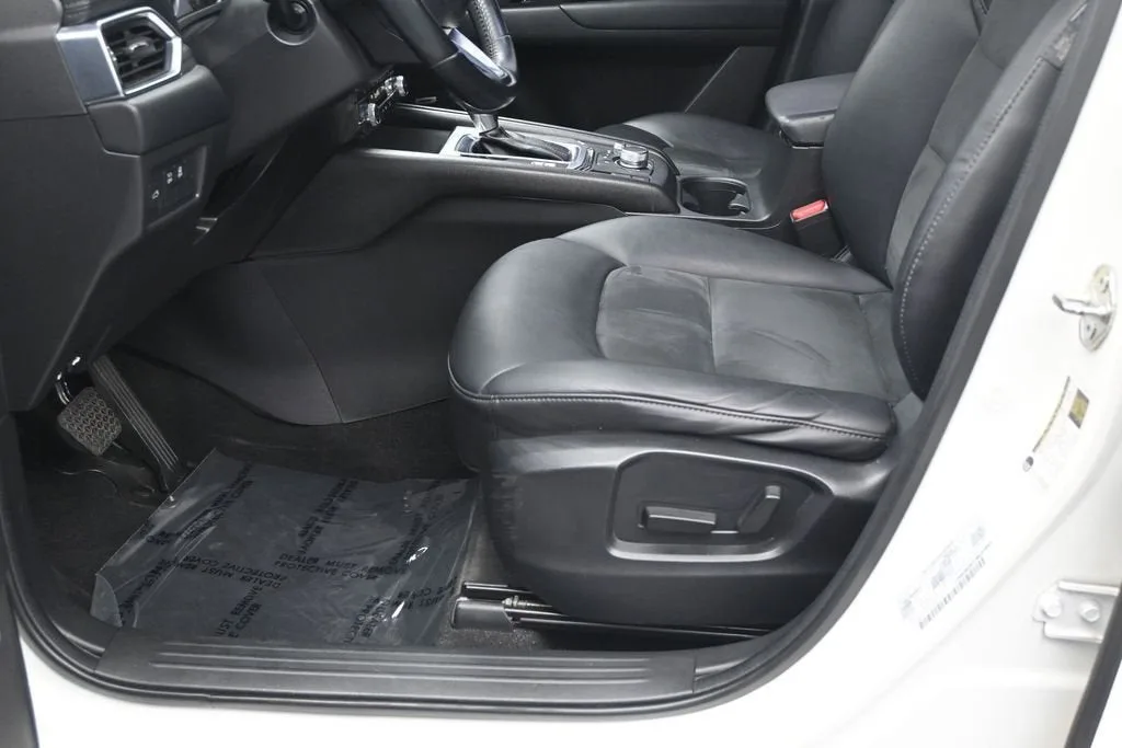 2019 Mazda CX-5 Touring photo 12