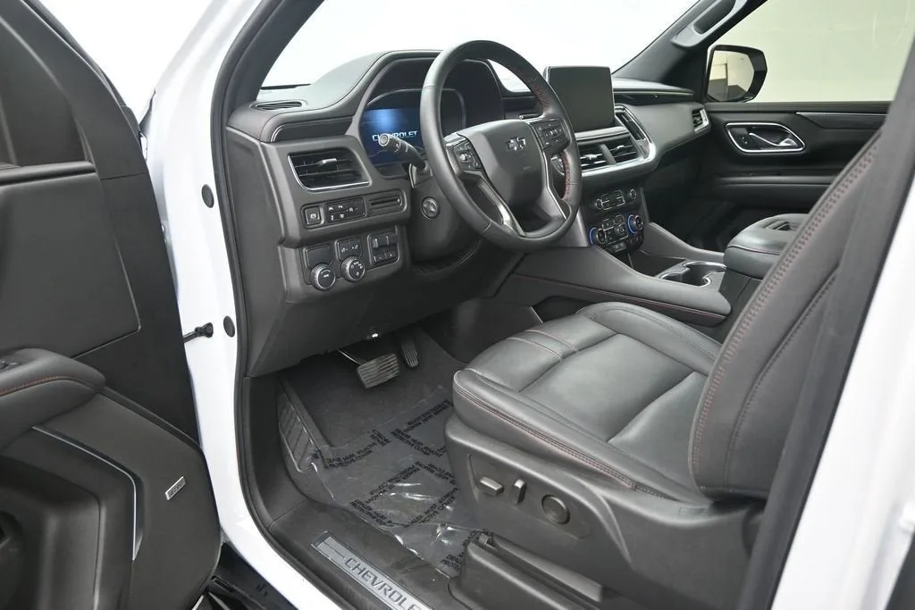 2024 Chevrolet Tahoe RST photo 11