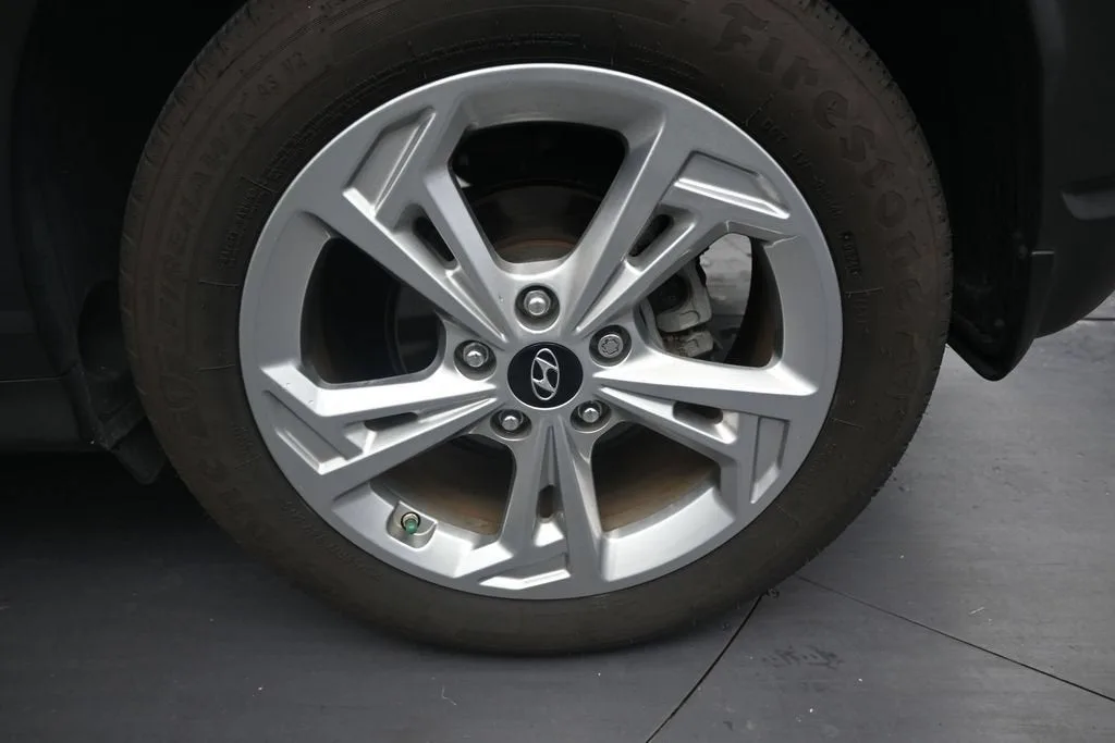 2022 Hyundai Kona SEL photo 10