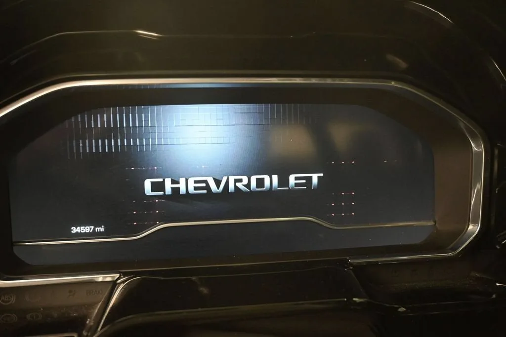 2023 Chevrolet Silverado 1500 LT photo 11