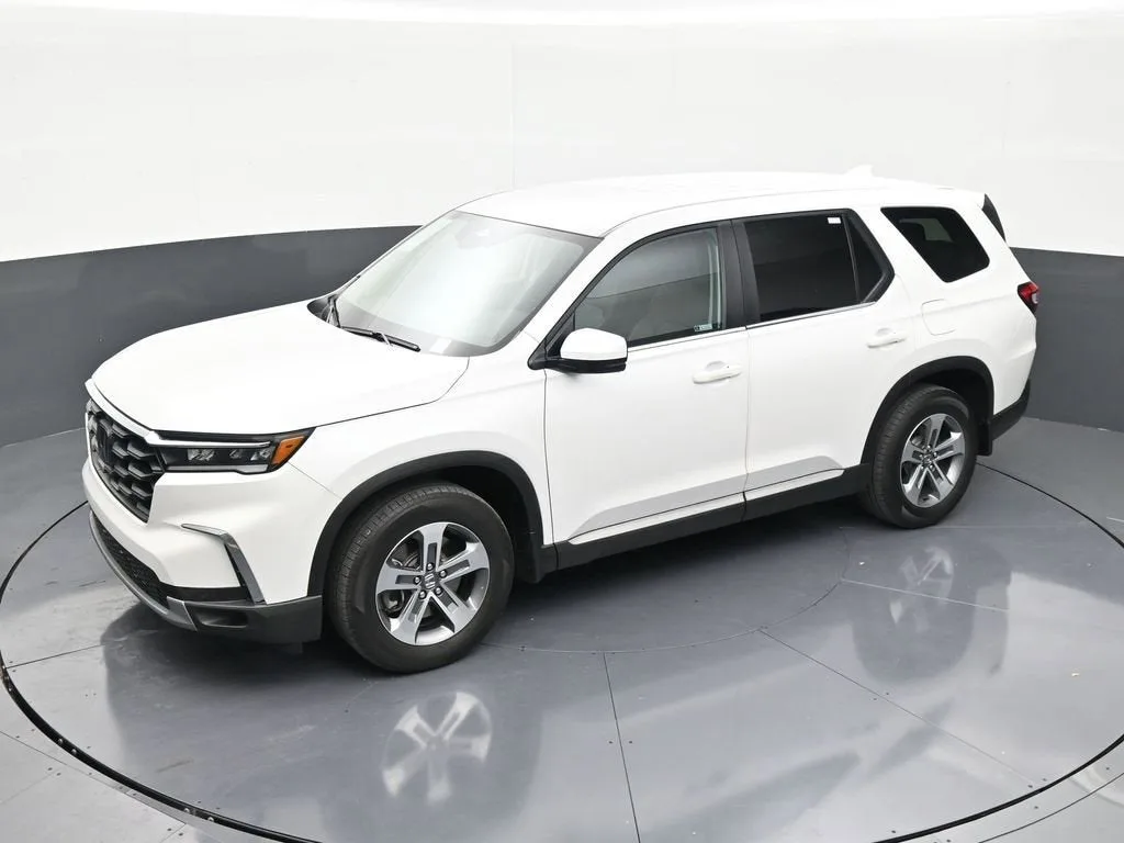2024 Honda Pilot EX-L photo 12