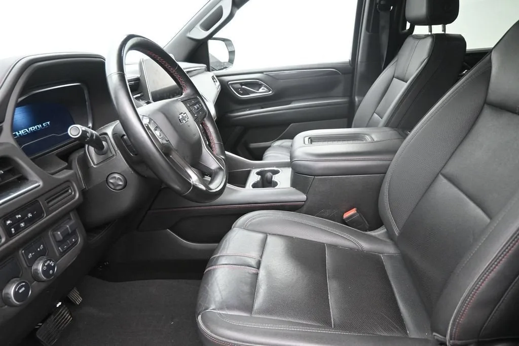 2023 Chevrolet Tahoe RST photo 12
