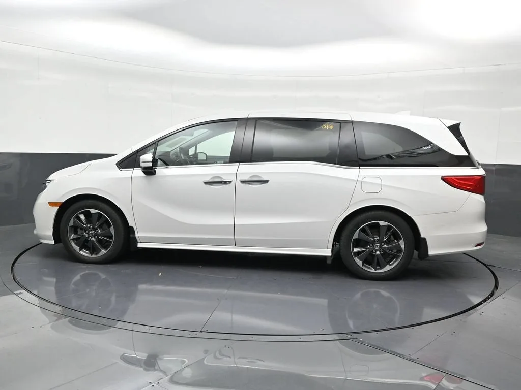 2023 Honda Odyssey Elite photo 6