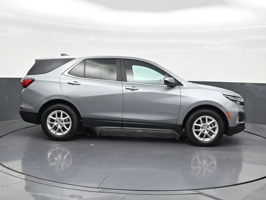 2023 Chevrolet Equinox LT photo 7