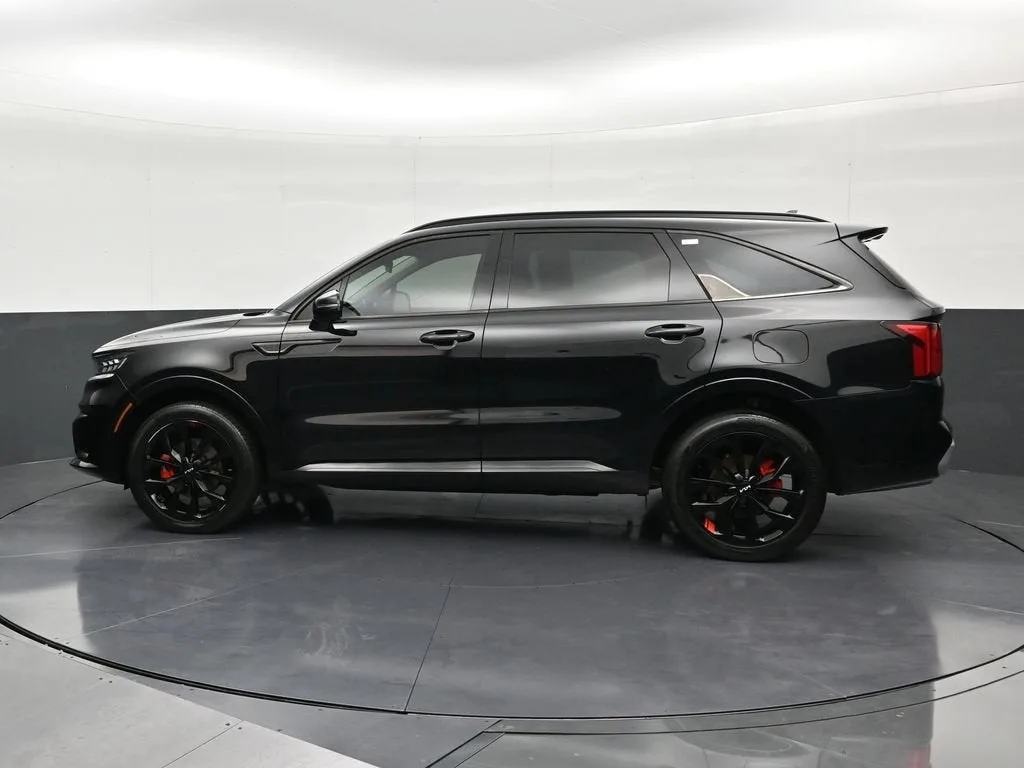 2023 Kia Sorento SX photo 2