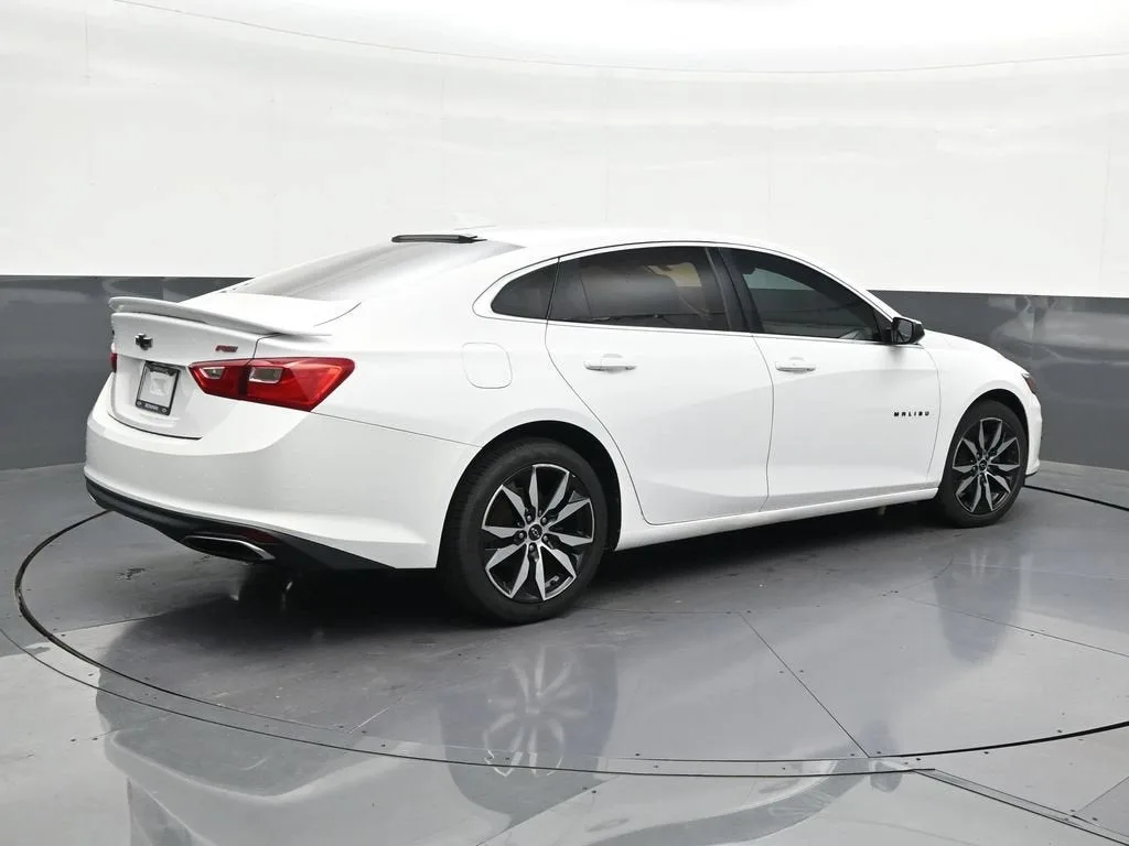 2020 Chevrolet Malibu RS photo 5