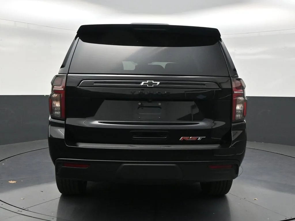 2023 Chevrolet Tahoe RST photo 4
