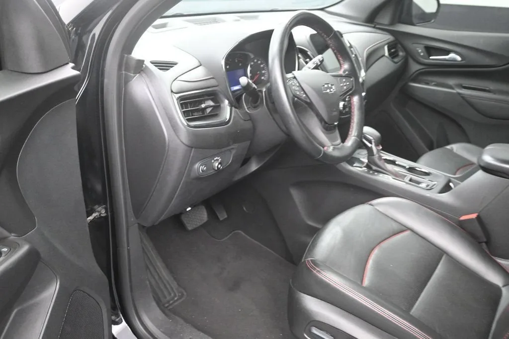 2023 Chevrolet Equinox RS photo 10