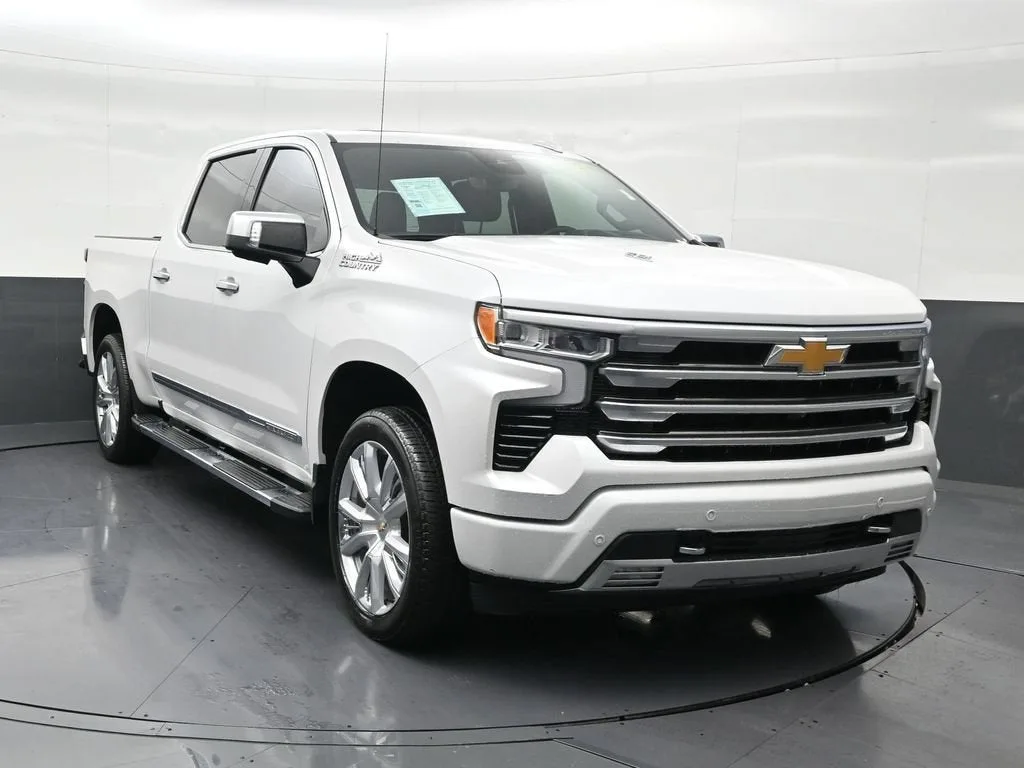 2025 Chevrolet Silverado 1500 High Country photo 7