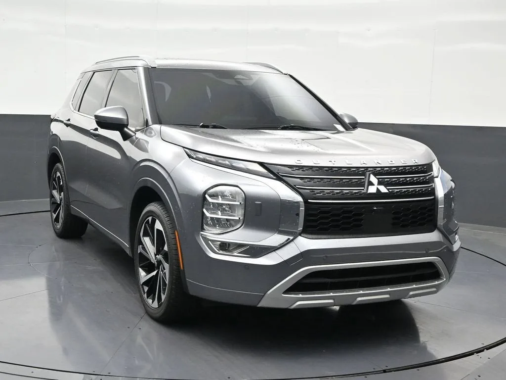 2022 Mitsubishi Outlander SEL Launch Edition S-AWC photo 7