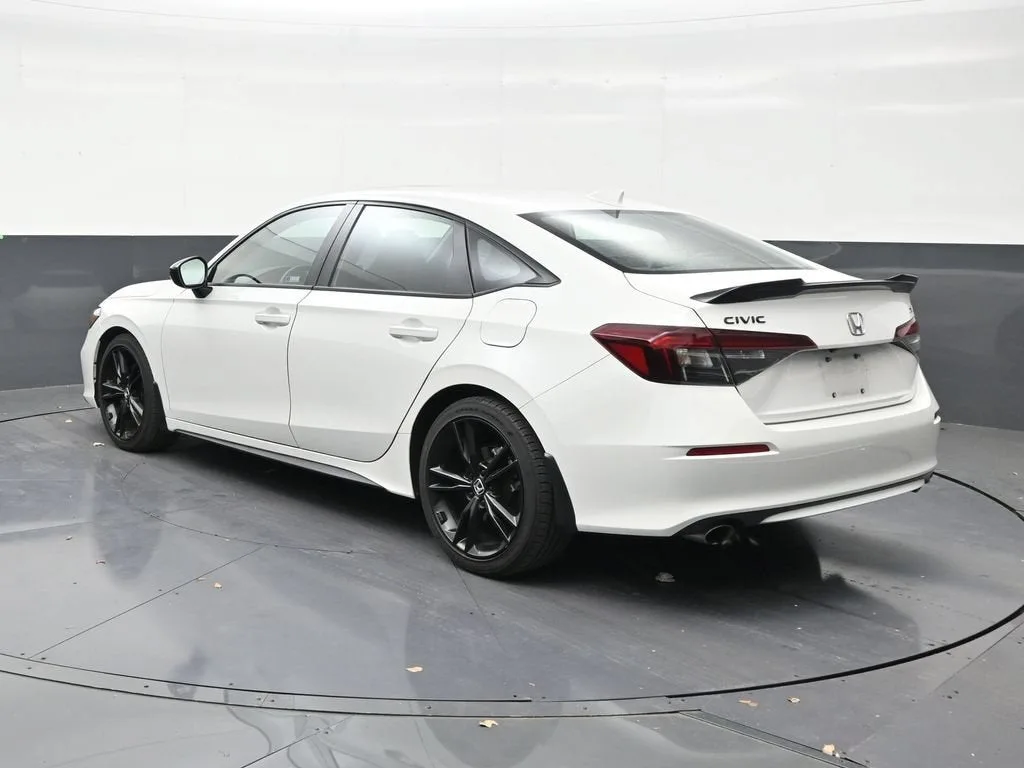 2026 Honda Civic Si Sedan photo 3