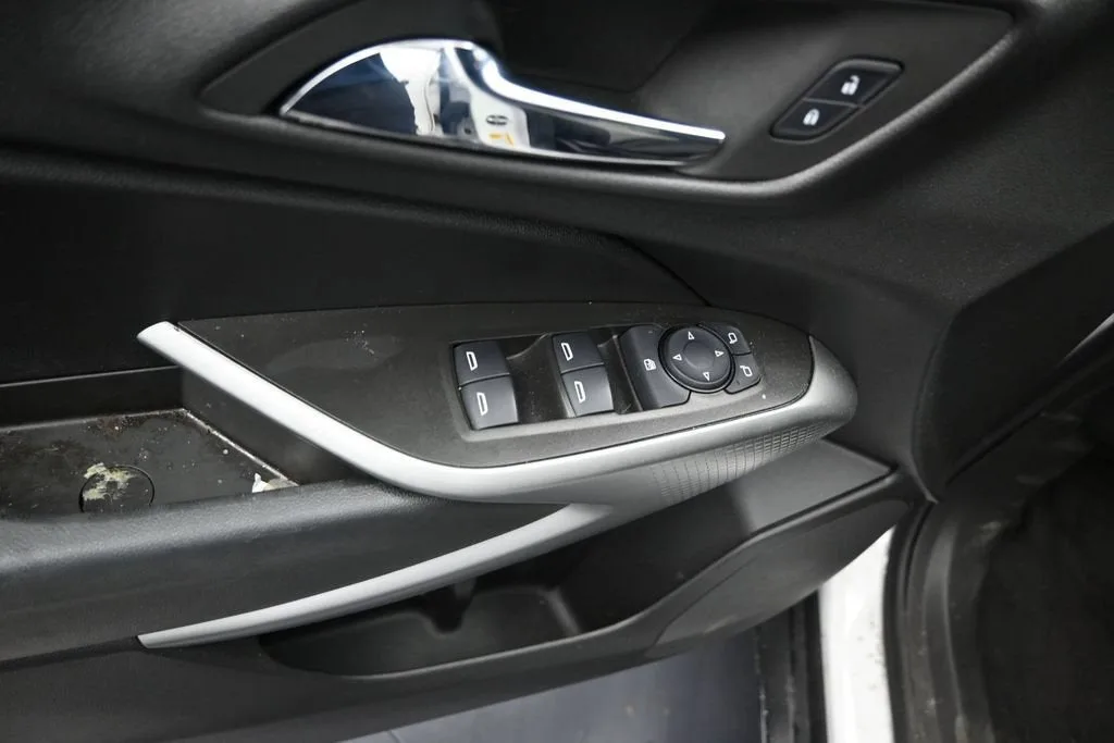 2024 Chevrolet Trax 1RS photo 11