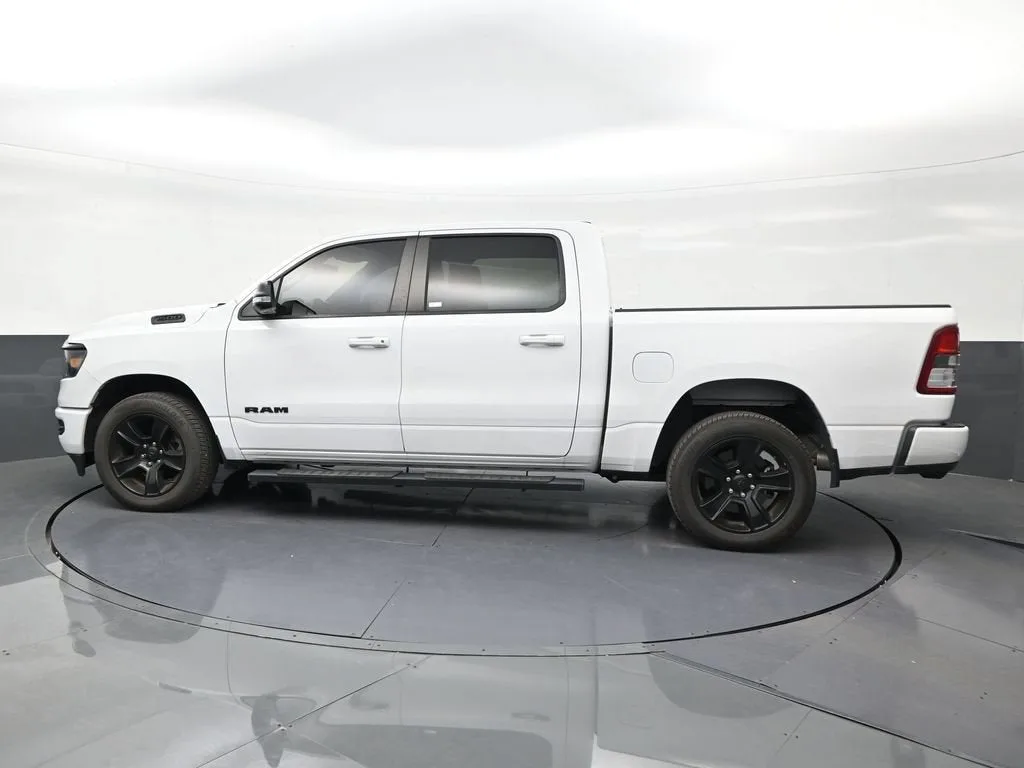 2022 RAM 1500 Big Horn Crew Cab 4x2 5'7" Box photo 2