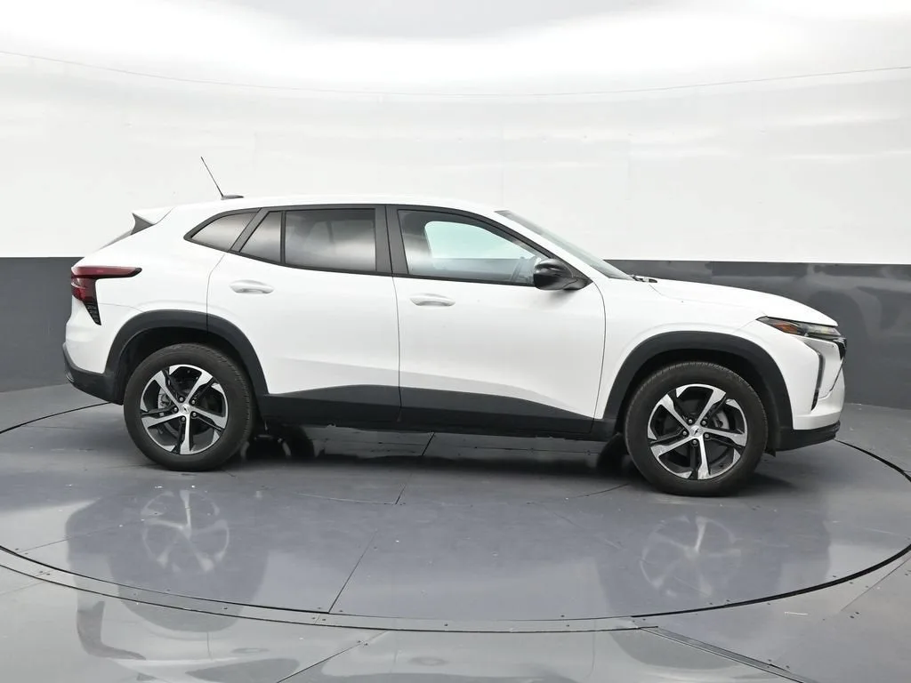 2024 Chevrolet Trax 1RS photo 6