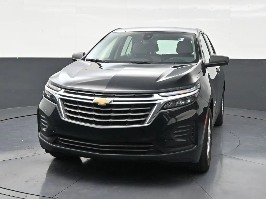 2024 Chevrolet Equinox LS photo 8