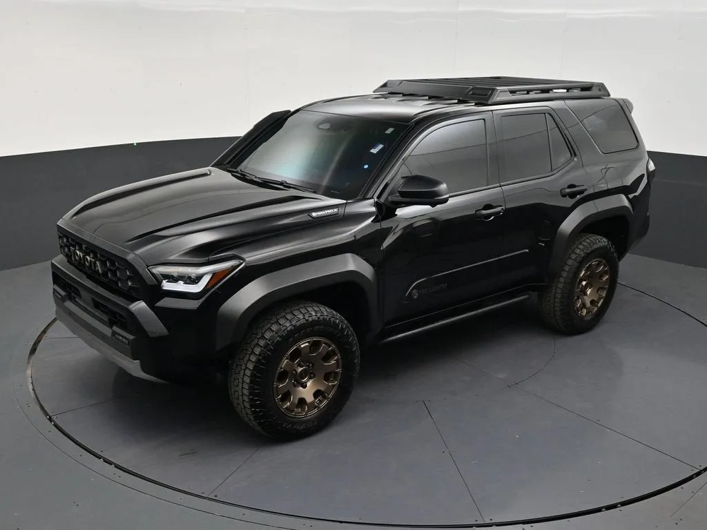 2025 Toyota 4Runner Hybrid TRD Off Road photo 11