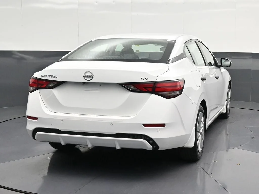 2024 Nissan Sentra S photo 2