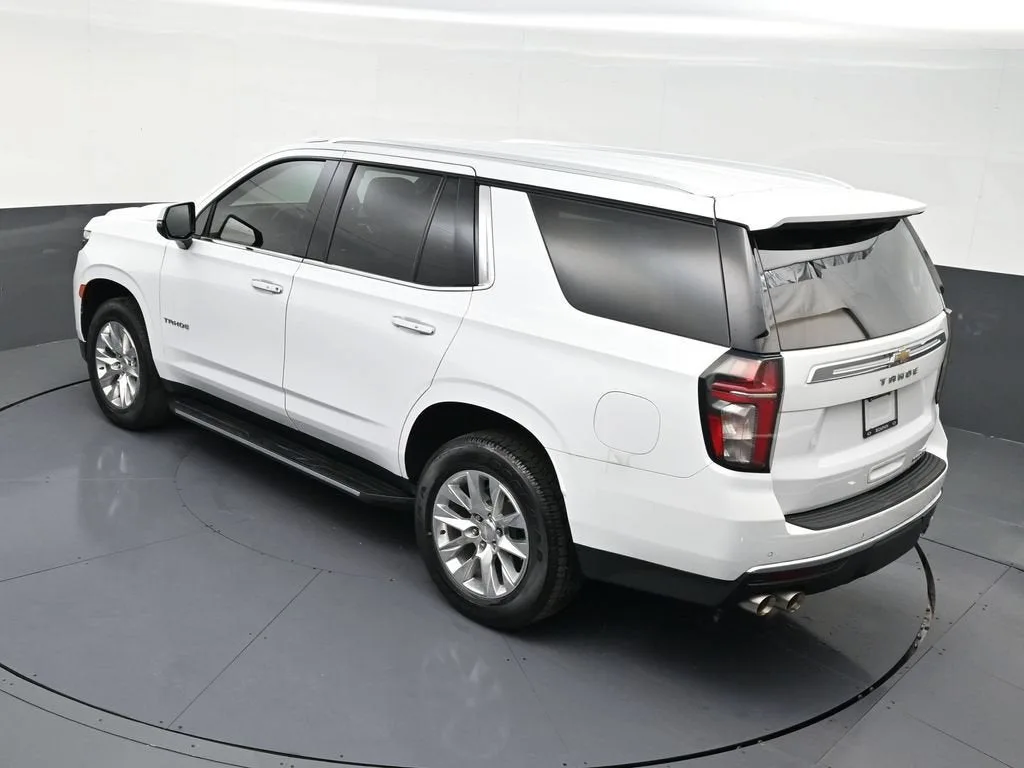 2022 Chevrolet Tahoe Premier photo 11