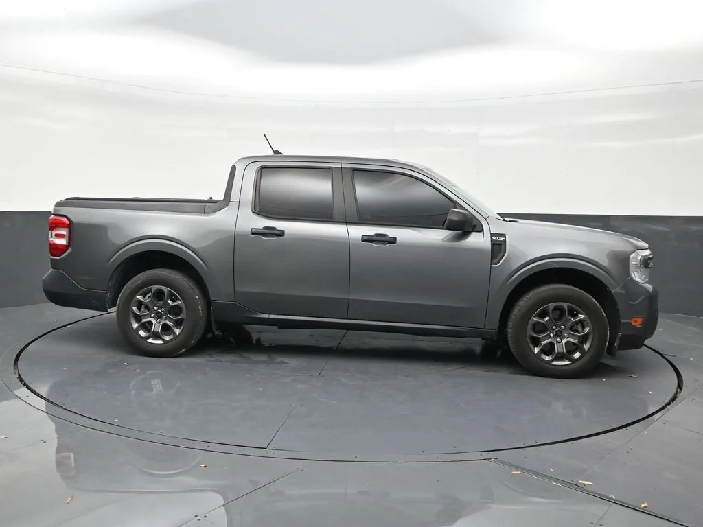 2022 Ford Maverick XLT photo 6