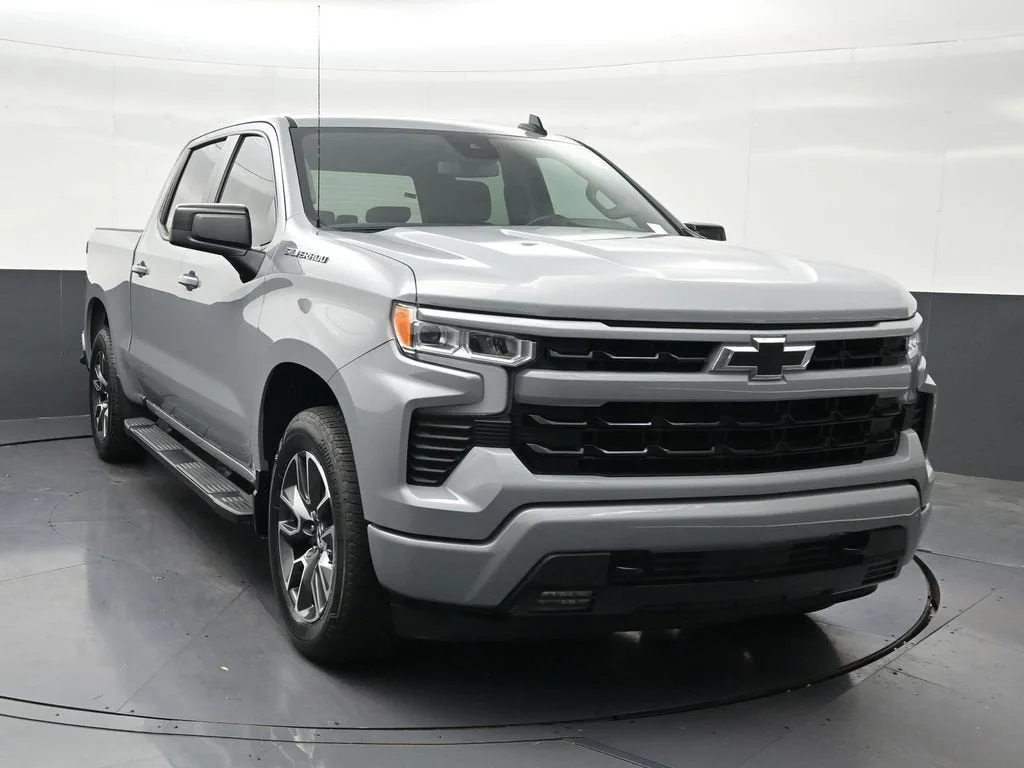 2024 Chevrolet Silverado 1500 RST photo 8