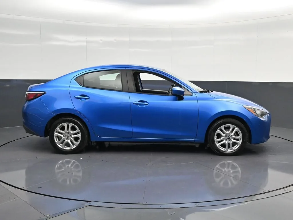2016 Scion iA Base photo 4