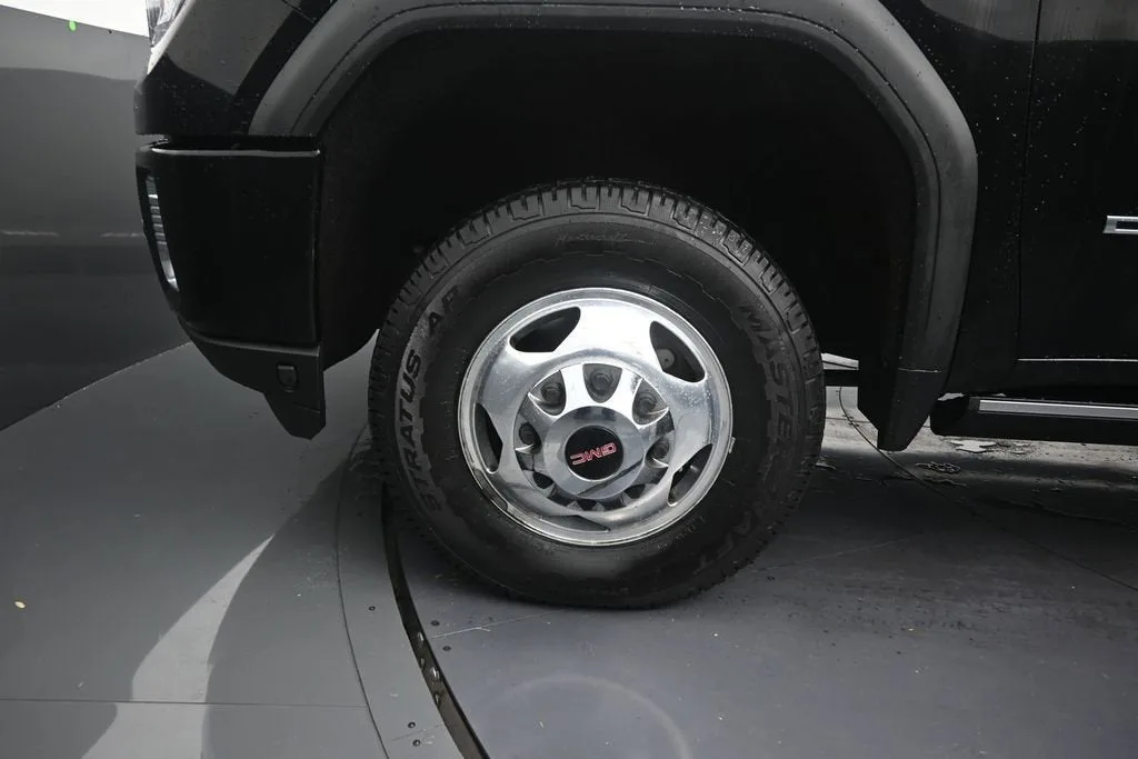 2021 GMC Sierra 3500 HD Denali photo 9