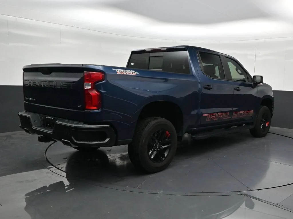 2021 Chevrolet Silverado 1500 LT Trail Boss photo 5