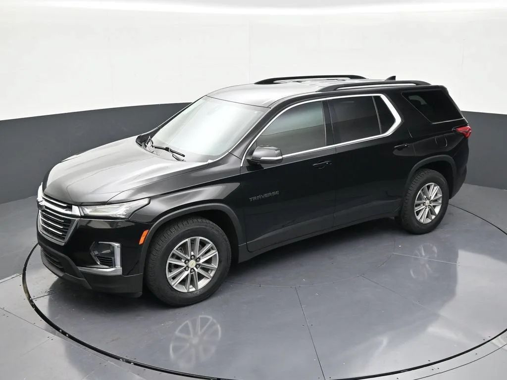 2022 Chevrolet Traverse LT Cloth photo 12