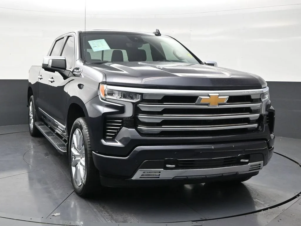 2024 Chevrolet Silverado 1500 High Country photo 7