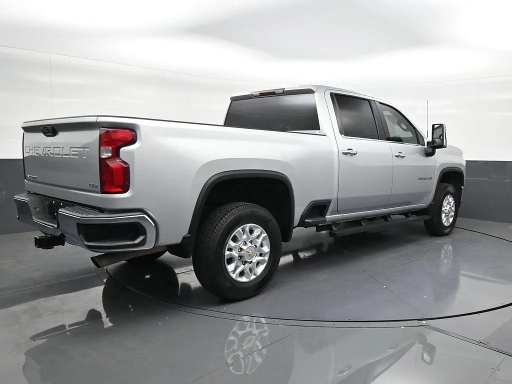 2021 Chevrolet Silverado 2500 HD LTZ photo 5