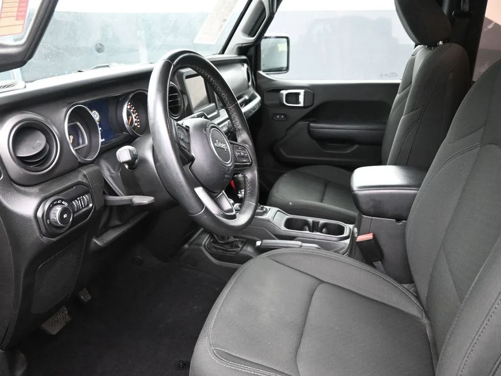 2022 Jeep Wrangler Sport S photo 11
