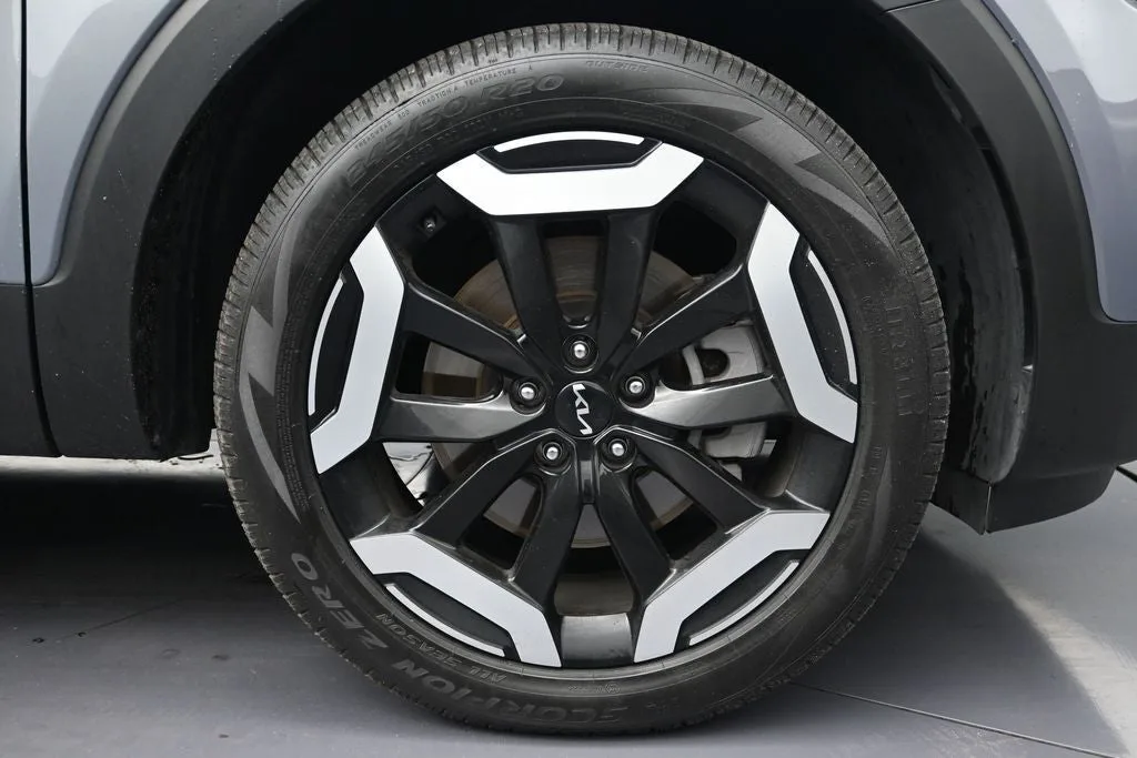 2025 Kia Telluride EX photo 9