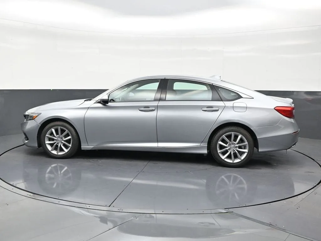 2022 Honda Accord LX photo 2