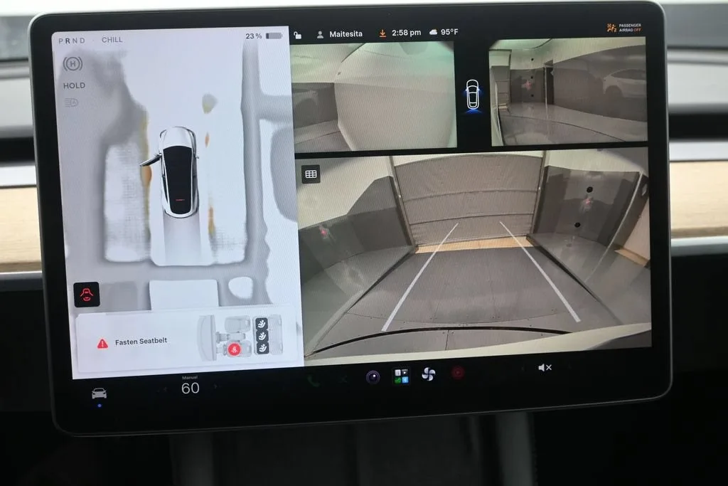2023 Tesla Model Y Performance photo 11