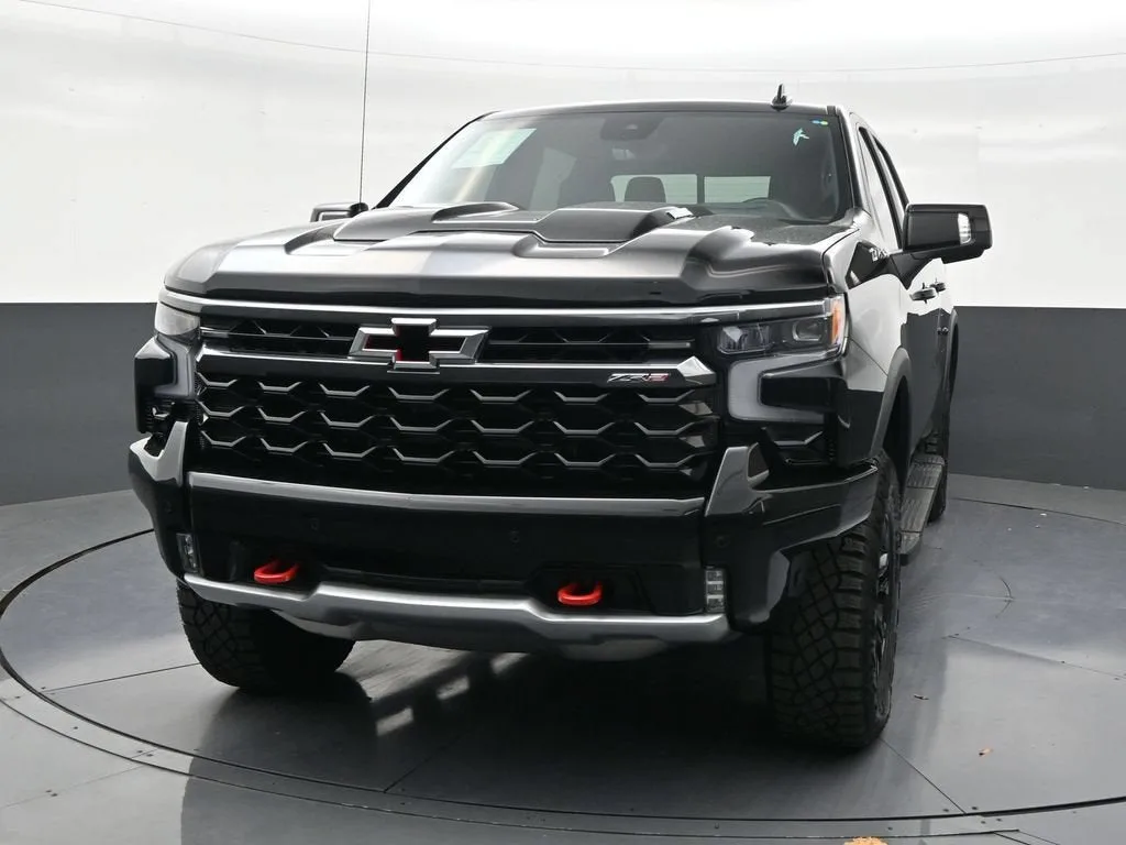 2026 Chevrolet Silverado 1500 ZR2 photo 8