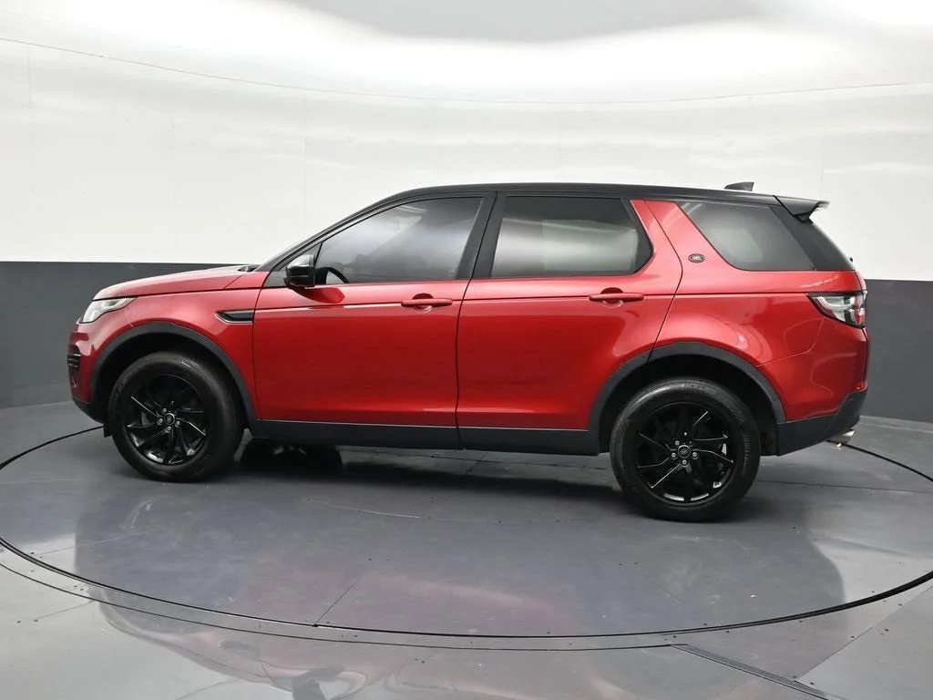 2018 Land Rover Discovery Sport SE photo 5
