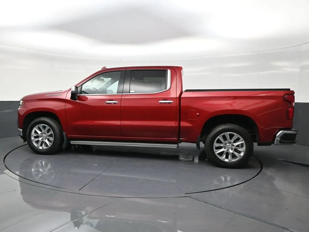 2021 Chevrolet Silverado 1500 LTZ photo 2