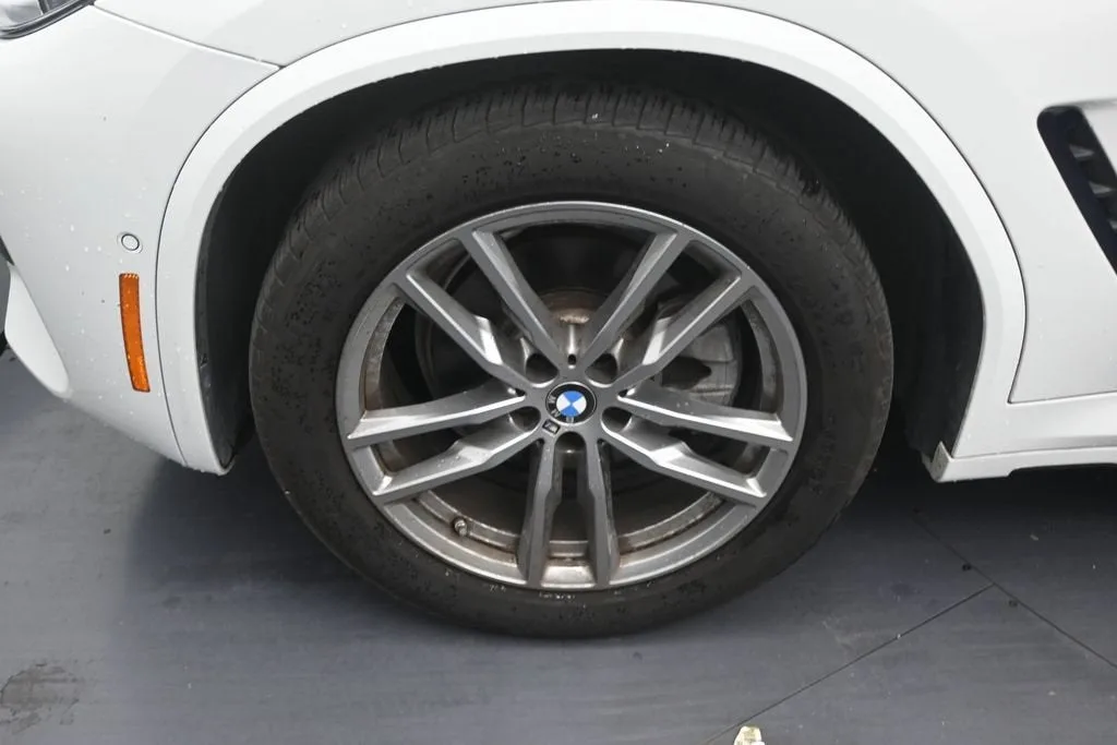 2021 BMW X4 xDrive30i photo 9