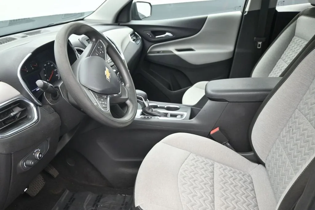 2024 Chevrolet Equinox LS photo 11