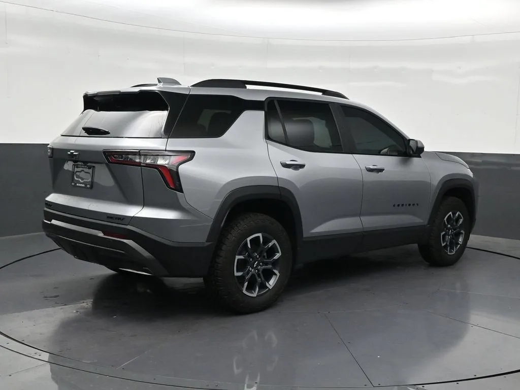 2026 Chevrolet Equinox ACTIV photo 5