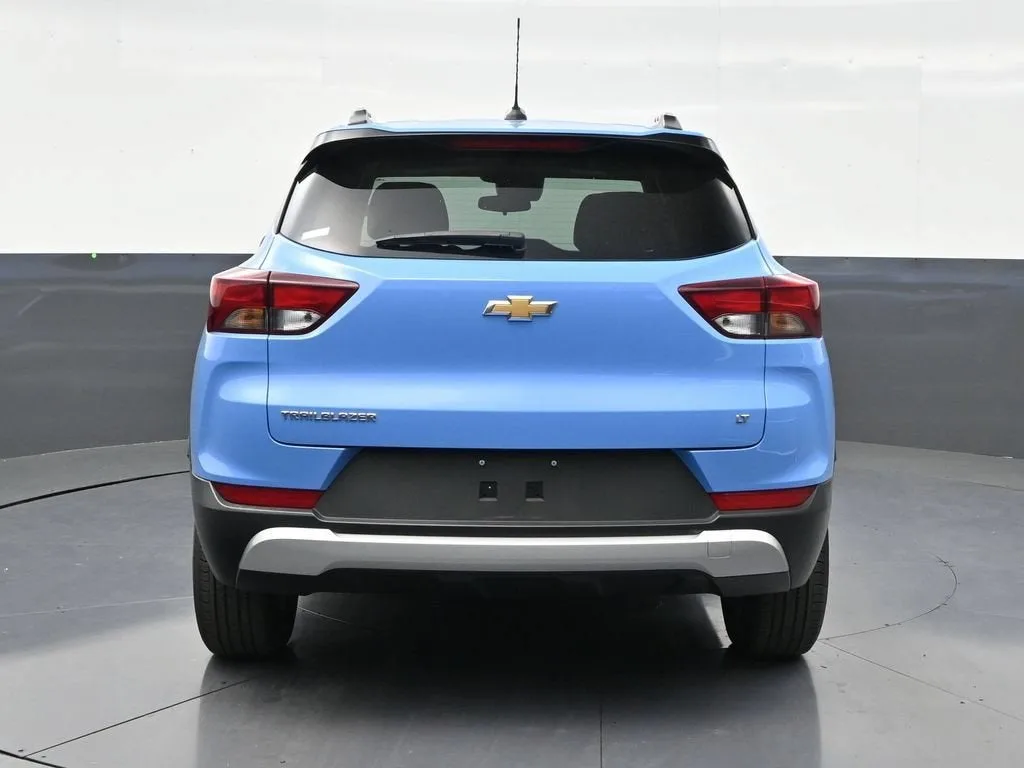 2024 Chevrolet Trailblazer LT photo 4