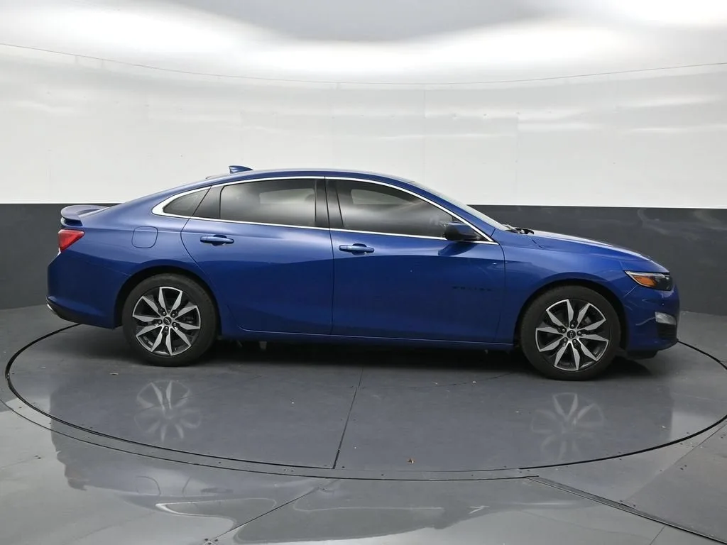 2023 Chevrolet Malibu RS photo 6