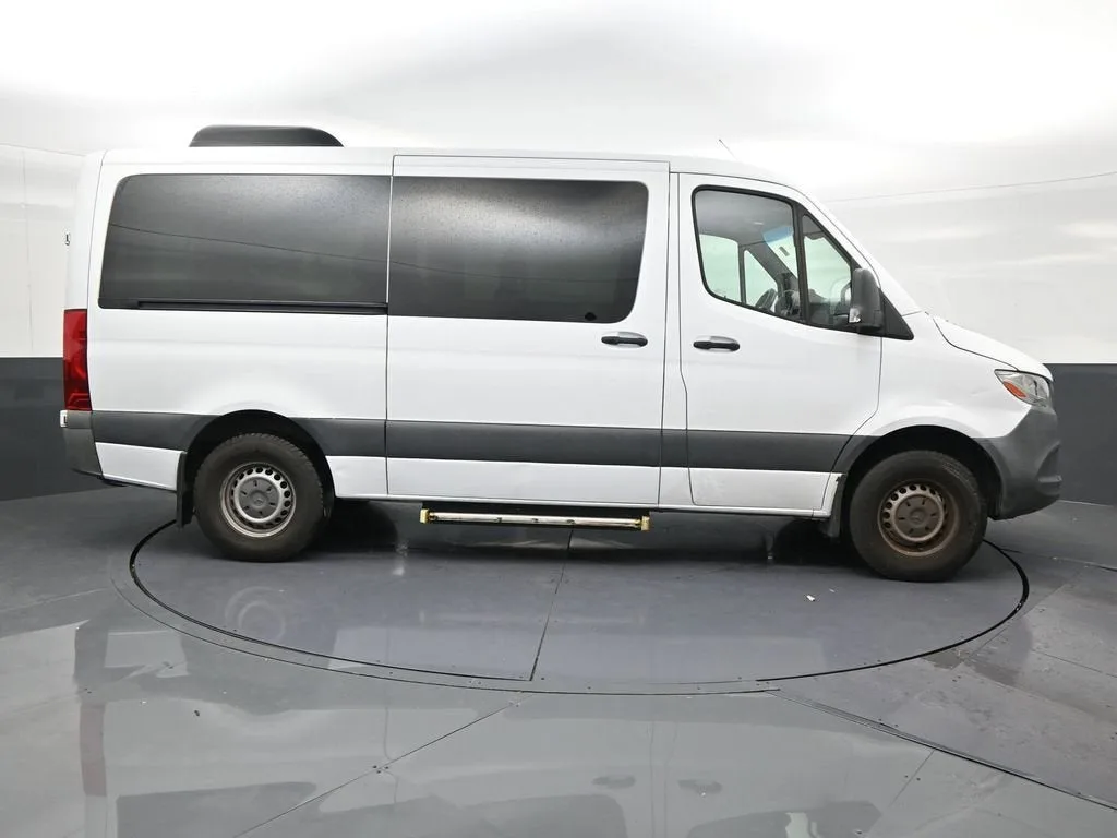 2020 Mercedes-Benz Sprinter 2500 Standard Roof I4 photo 6