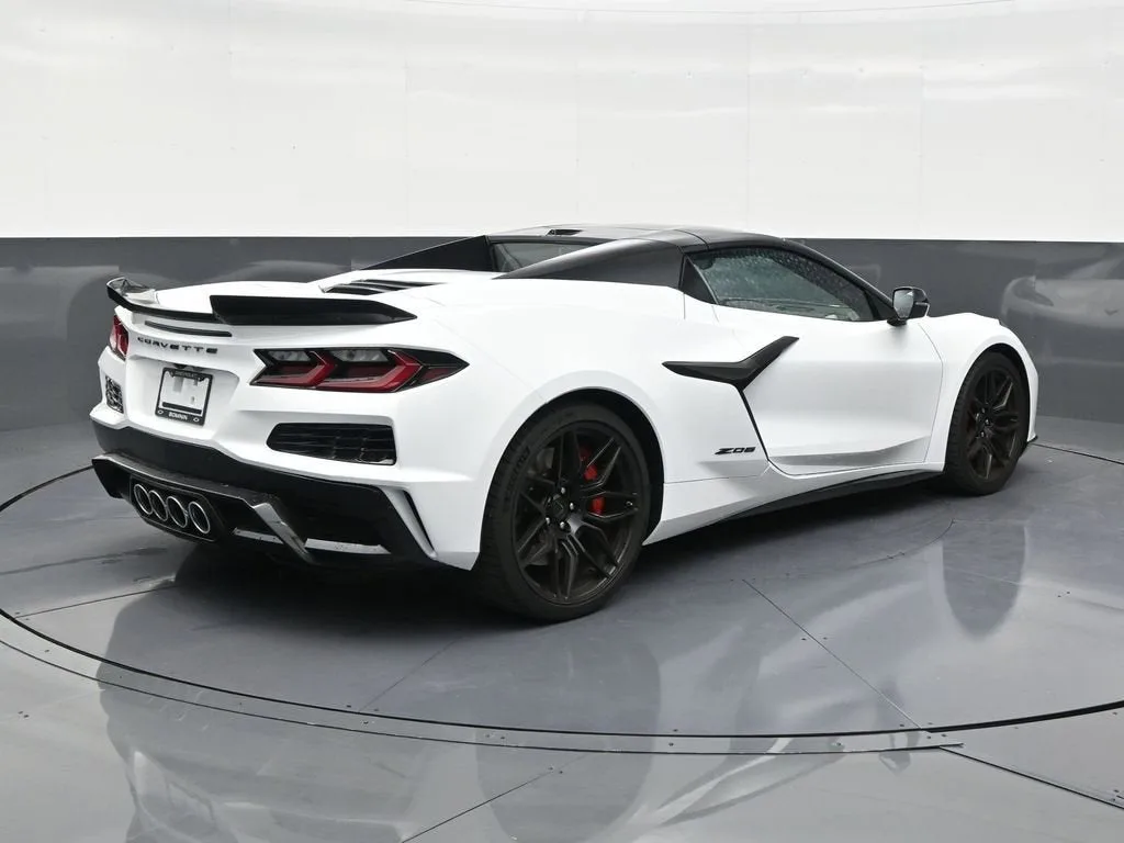 2026 Chevrolet Corvette Z06 1LZ photo 5